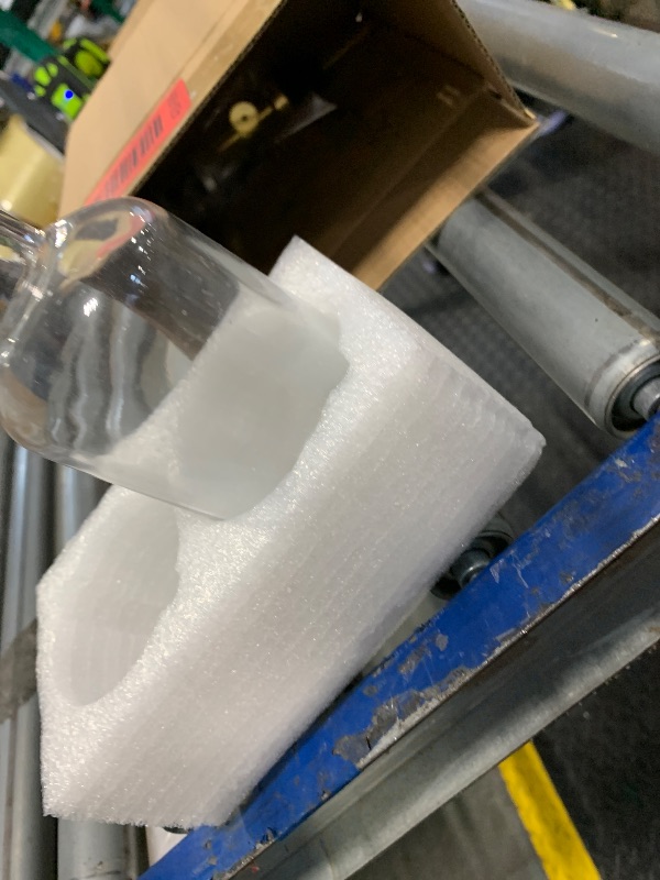 Photo 1 of ***ONLY ONE BOTTLE *** Alotpower Olive Oil Dispenser Bottles Set - 2 Pack 500ml Empty Kitchen Oil Containers with Gold Lids & 24 Labels, Round Oil & Vinegar Dispenser for Cooking