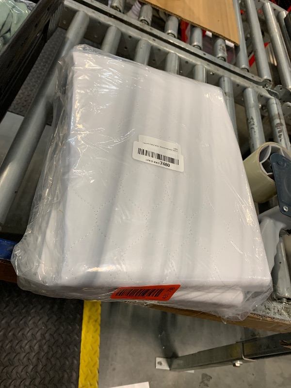 Photo 1 of ** COLOR : WHITE ** 4 Pack 36" x 38" Large Absorbency Incontinence Bed Pads - Quick Drying Washable and Reusable Underpads for Kids, Adults, Elderly Dogs and Pets, Pee Mattress Protective Pad for Bed, Couch, Sofa, Floor