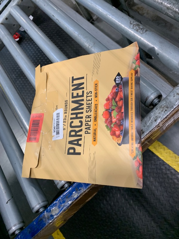 Photo 1 of [220 Liners] Heavy Duty 9 Inch Parchment Rounds Paper Baking Sheets | Precut Silicone Coated & Unbleached – Will Not Curl or Burn – Non-Toxic & Comes in Convenient Packaging