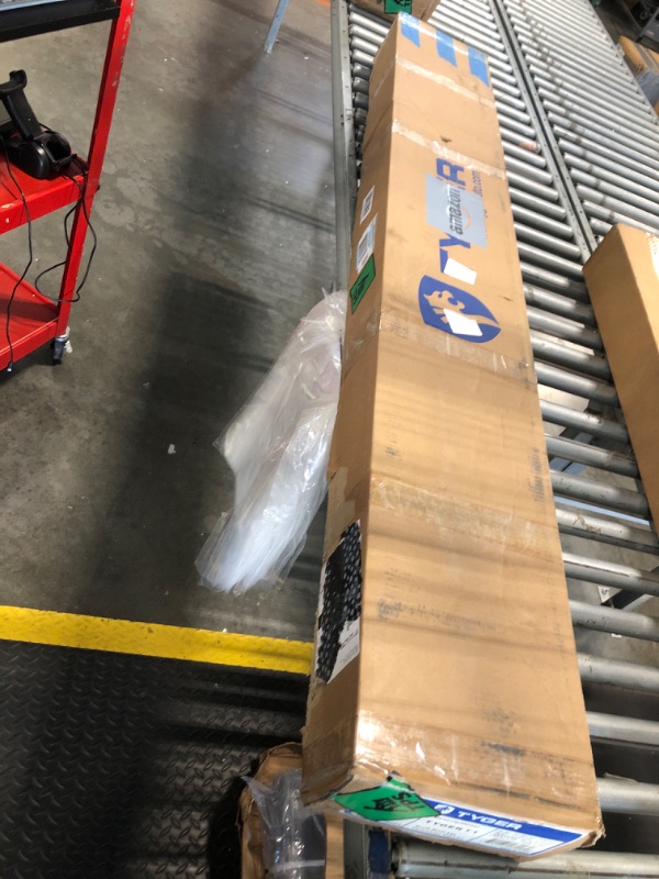 Photo 1 of ***Missing hardwear***Tyger Auto T3 Soft Tri-Fold Truck Bed Tonneau Cover Compatible with 2015-2022 Chevy Colorado / GMC Canyon | Fleetside 5'2" Bed (62") | TG-BC3C1039