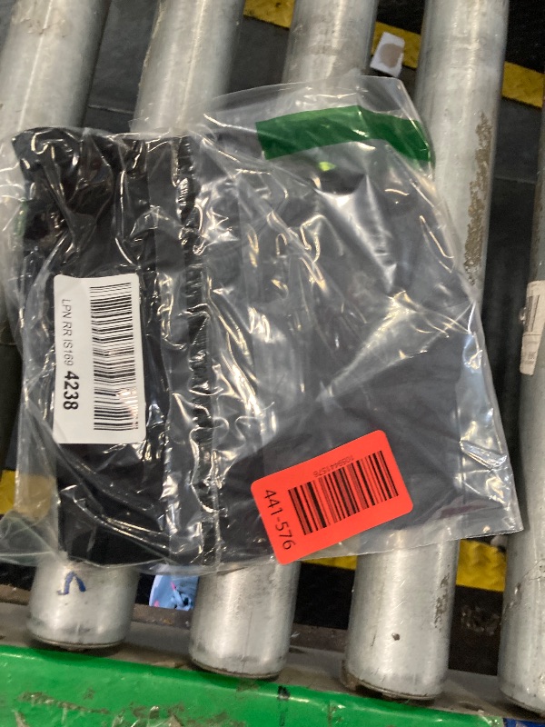 Photo 1 of ** VERY USED**Sunzel No Front Seam High Waist Gym Shorts for Women, Squat Proof Biker Shorts with Tummy Control for Yoga Workout Running 5" Inseam Black Large