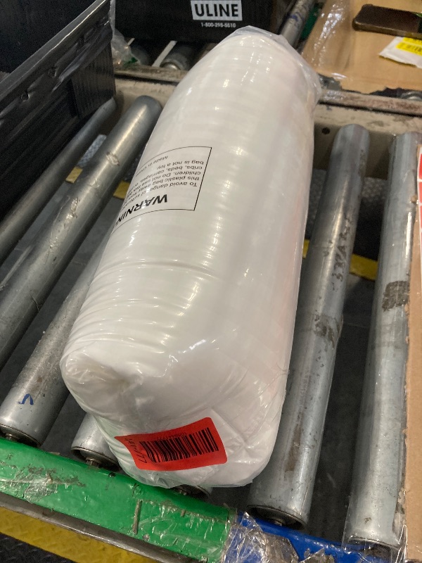 Photo 1 of ***ONLY ONE***
Beckham Hotel Collection Bed Pillows Standard/Queen Size Set of 2 - Original Down Alternative Pillow for Sleeping - Bedding for Back, Stomach or Side Sleepers