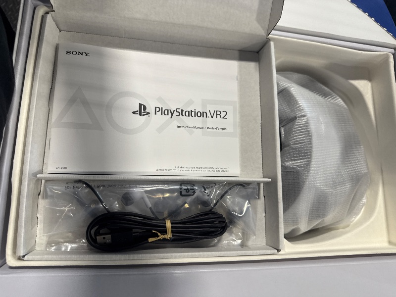 Photo 1 of ***CABLE IN BAD CONDITION***
PlayStation VR2 (PSVR2)