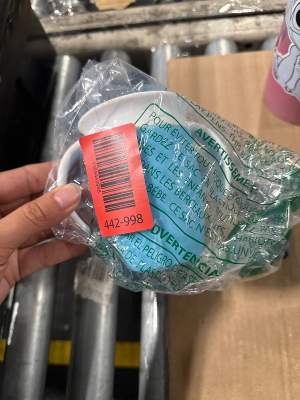 Photo 1 of ***ONLY ONE****
Munchkin Sippy Cup for 6 Month Old and Up, Spill Proof Miracle 360 Toddler Cups with Transition Handles, 7 Ounce, 2 Pack, Blue/Green