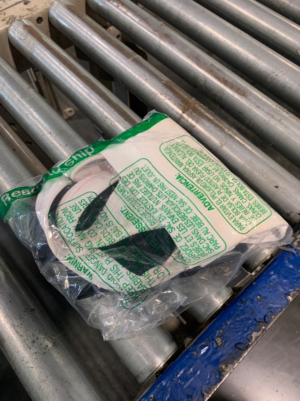 Photo 1 of * WHITE ONE NEEDS TO BE CLEANED*Hanes Women's Wireless Racerback Moisture-Wicking Stretch Sports Bra with Compression Support, 1, Black/White-2 Pack, Large