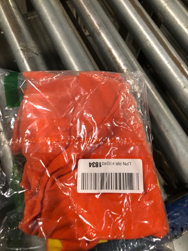 Photo 1 of ***BLAK**Dwarf Easy Halloween Group Costume Men Women Dwarf Matching T-Shirt