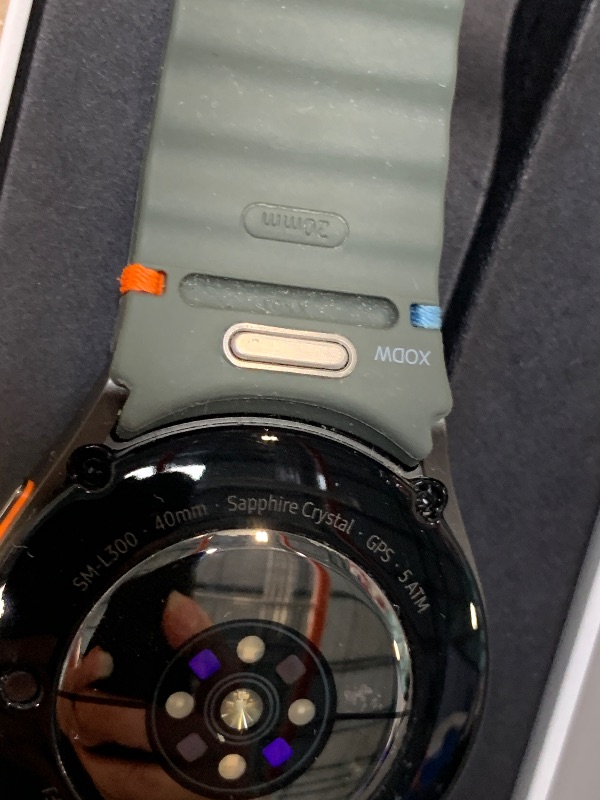 Photo 1 of **LOCKED** Samsung Galaxy Watch 7 40mm Bluetooth AI Smartwatch w/Energy Score, Wellness Tips, Heart Rate Tracking, Sleep Monitor, Fitness Tracker, 2024, Green [US Version, 1Yr Manufacturer Warranty]