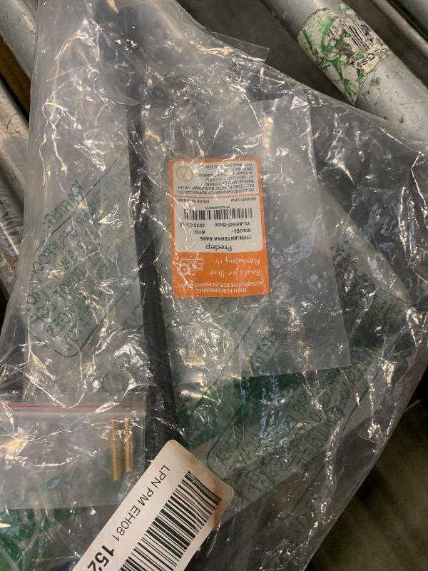 Photo 1 of *****MISSING PART***
Predep Radio Antenna Base Mount Compatible with 2017-2022 Ford F-250 F-350 Super Duty, Replace# HC3Z-18A984-A, 926-535