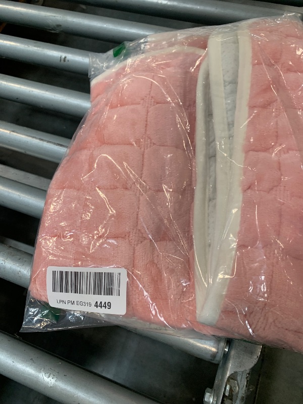 Photo 1 of ***SIMILAR***

tianxinbaobei Velvet Couch Cover,Faux Fur Couch Cover,Washable Plush Couch Cover,Anti Silp Plush Sofa Cover,Furniture Protector for Pets(Light Grey,36"x70"/3-Seater Sofa Cover)