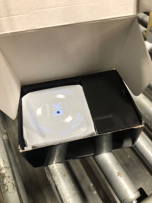 Photo 1 of Android TV Box 12.0 4GB 64GB TV Box 2024 Support 8K Dual-WiFi 2.4G 5.8G Android Box H618 Chipset with HDR10 BT5.0 USB 2.0 3D Ethernet with Mini Backlit Keyboard