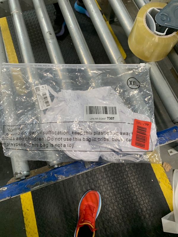 Photo 1 of ***SINGLE WHITE TANKTOP*** Bencailor 4 Pack Women's Long Tank Tops, Lace Camisole Neck Cami Adjustable Spaghetti Strap Undershirts for Women(Black, Gray, Navy, White,XX-Large)