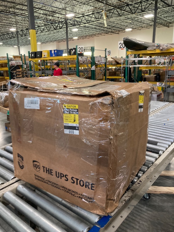 Photo 1 of ******WORKING GOOD****** VEVOR Electric Sugar Cane Juicer, 800W Sugarcane Juicer Machine with 661LBS/H High Output, 4 Stainless Steel Roller, Auto Roller Pressure Adjustment Sugarcane Juice Press Extractor for Home/Commercial