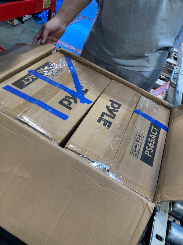 Photo 1 of *********WORKS EXCELLENT/ EXCELLENT SOUND*************** Pyle Portable Bluetooth PA Speaker System - 3-Way Active & Passive Outdoor Bluetooth Speaker Portable PA System w/ Microphone In, Party Lights, FM Radio - Tripod, Remote - Pyle PS65ACT,Black