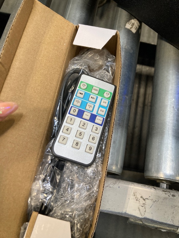 Photo 1 of *********WORKS EXCELLENT/ EXCELLENT SOUND*************** Pyle Portable Bluetooth PA Speaker System - 3-Way Active & Passive Outdoor Bluetooth Speaker Portable PA System w/ Microphone In, Party Lights, FM Radio - Tripod, Remote - Pyle PS65ACT,Black