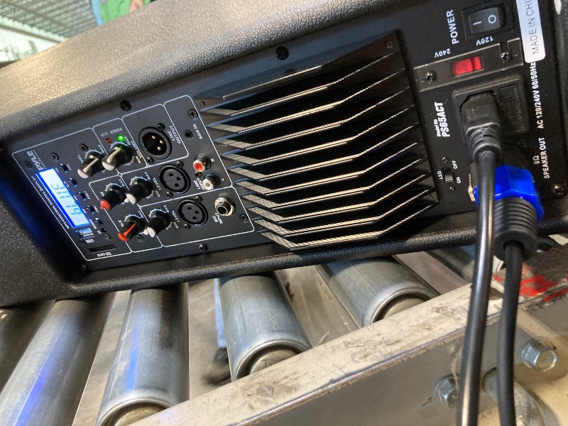 Photo 1 of *********WORKS EXCELLENT/ EXCELLENT SOUND*************** Pyle Portable Bluetooth PA Speaker System - 3-Way Active & Passive Outdoor Bluetooth Speaker Portable PA System w/ Microphone In, Party Lights, FM Radio - Tripod, Remote - Pyle PS65ACT,Black