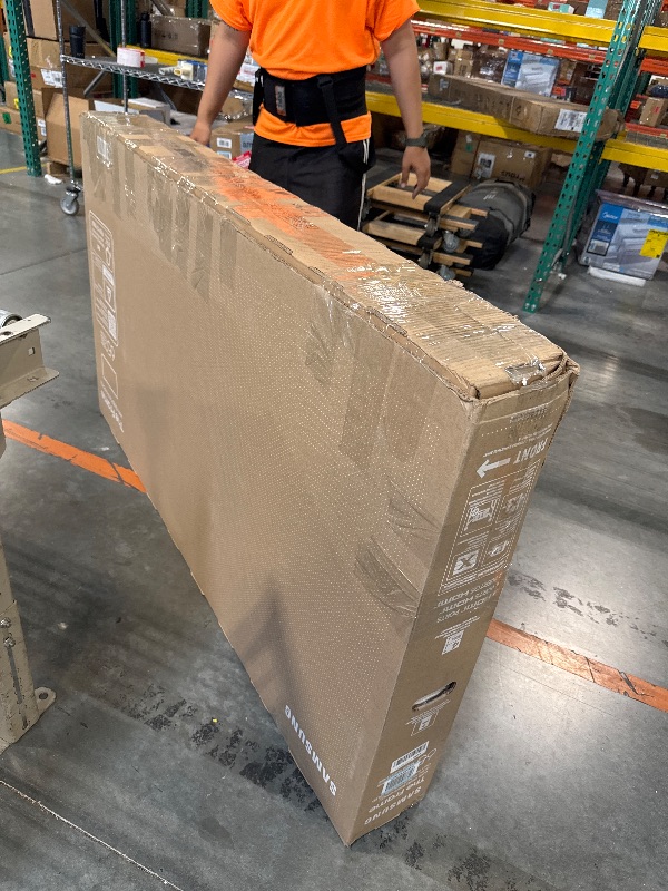 Photo 1 of *****IT WORKS PERFECTLY****** Samsung 65-Inch Class The Frame LS03F 4K QLED Smart TV (2025 Model) Slim Fit Wall Mount, Modern Frame Design, NQ4 AI Gen2 Processor, Art Mode, Artful Picture Quality, Samsung Vision AI, Alexa Built-in