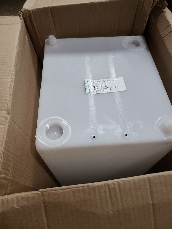 Photo 1 of 29 Gallon RV Fresh Water Tank, Potable Water Storage Tank for Drinking, Cooking, Cleaning, Showering, for Campers, Trailers, Motorhomes, RVs, Cube Shape, 32" x 16" x 14" (WT-5077)