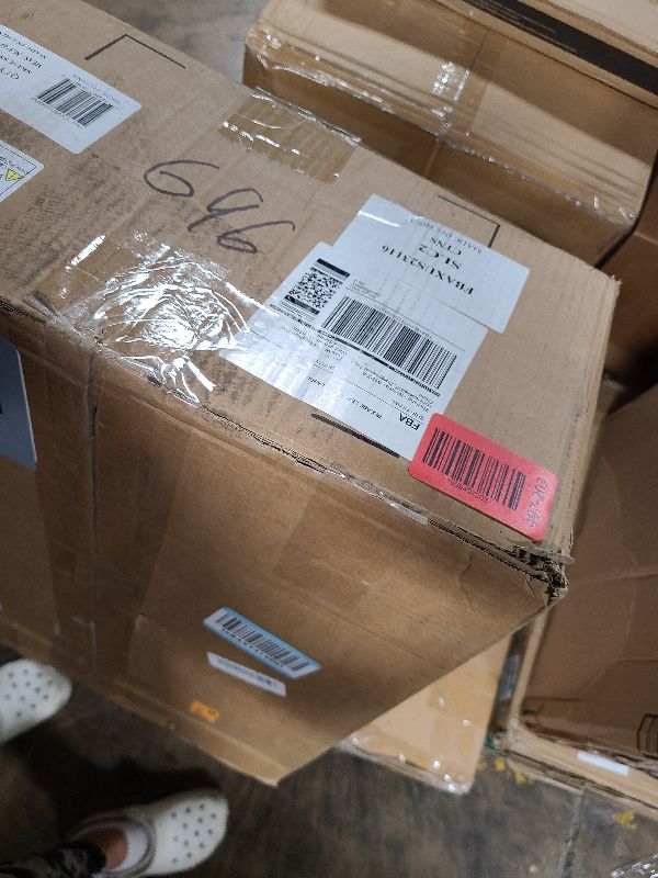 Photo 1 of 2003 2004 2005 2006 Chevy Silverado Headlights Assembly for 03 04 05 06 Chevy Silverado Avalanche 1500/2500/3500 Chrome Housing Amber Reflector Clear Lens Replacement Driver and Passenger Side