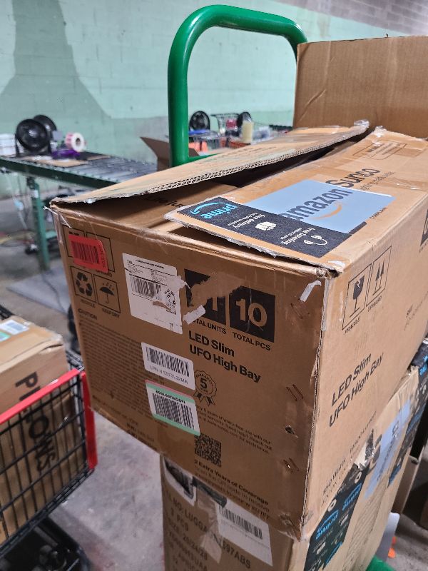 Photo 1 of 150W 10 Pack UFO LED High Bay Light, High Bay LED Shop Lights for Warehouse Workshop, 16,500LM, 5000K Daylight, Highbay LED Shop Lights Plug & Play, IP65 Waterproof UL Listed