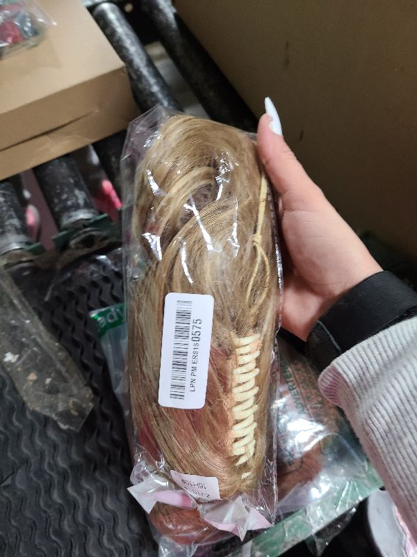 Photo 1 of 14 Inch Ponytail Extension - Wavy Pony Tails Hair Extensions, Claw Clip Ponytail Extension, Synthetic Hair Extensions Ponytail, Clip on Ponytails for Women (Light Brown With Beige Highlights)