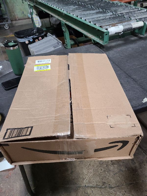 Photo 1 of 2 Pcs Splatter Guard Grease Splatter Screens Stainless Steel 2 Sided Foldable Splash Metal Panel Backsplash Protector for Cooking