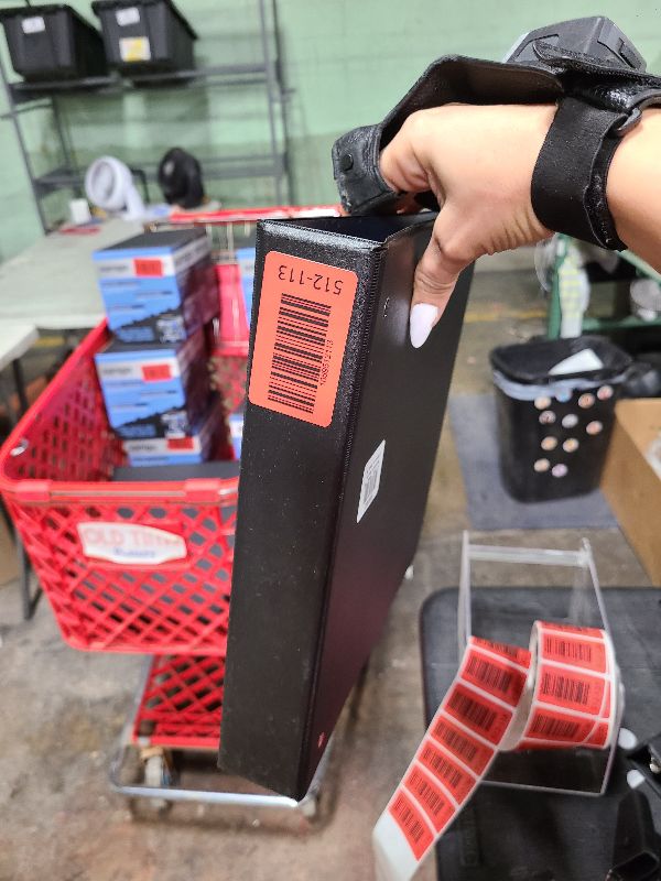 Photo 1 of 1 1/2" Binder Capacity - Round Ring Fastener(s) - Vinyl - Black - 1.02 lb - 1 / Each-28552-Office Supplies