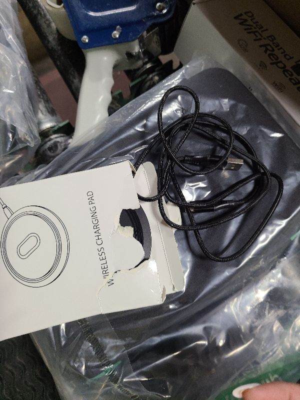 Photo 1 of 15W Wireless Google Charger Fast Charging Pad for Google Pixel 10 9A 9 Pro XL Fold 8 7 6 Pro 8A 7A,Samsung Galaxy S25 S24 Ultra S23 FE S22 FE S20 Z Flip Fold 7 6,Wireless Charger Station Fast Charging