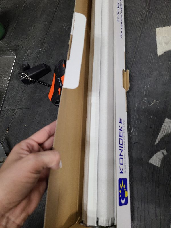 Photo 1 of 22 Inch T5 Fluorescent Light Bulb 14 Watt F14T5/WW Compatible with Sylvania Satco Philips GE Under Cabinet Lamp Light 3000K Warm White 800 Lumen G5 Base 6 Count