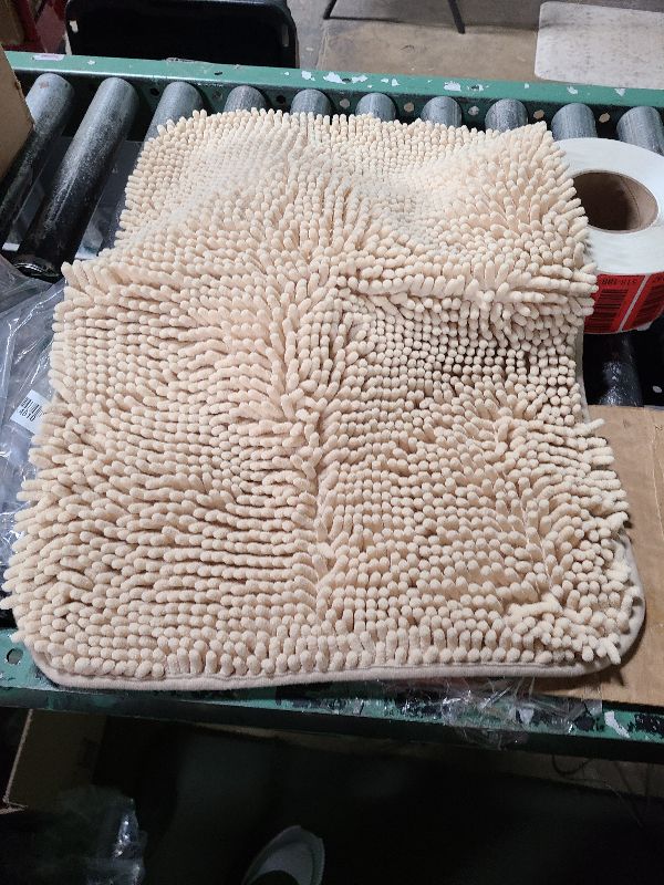 Photo 1 of  Bathroom Rugs, Super Absorbent Luxury Shaggy Chenille Bath Mats, Durable Beige 17x24_20x32 pcs 1 
