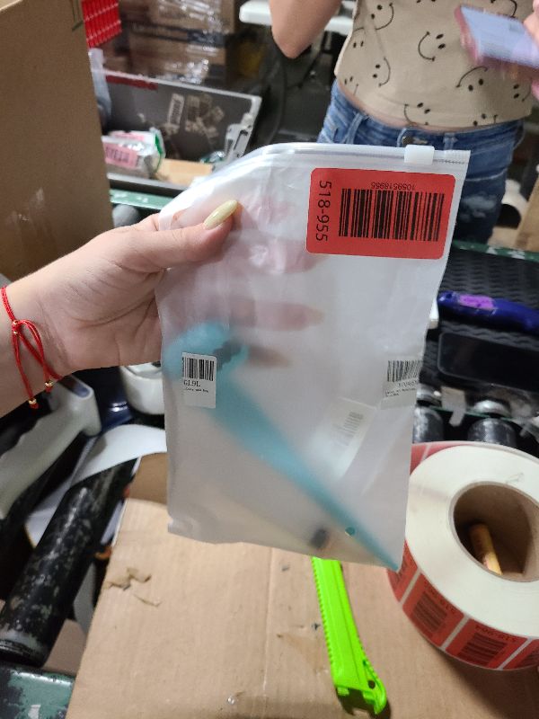 Photo 1 of 1TO3GO Pet Medicine Feeder Cat Pill Shooter Pet Piller Gun Dispenser Tool Pill Popper for Cats and Dogs (Blue)