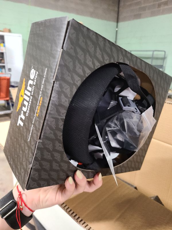 Photo 1 of  OSHA Hard Hats for Construction ANSI Approved Safety Helmet 6 pt. Ratchet Suspension Cascos De Construccion ANSI Z89.1-2014 Type I Class C Hardhats(T1 White)
