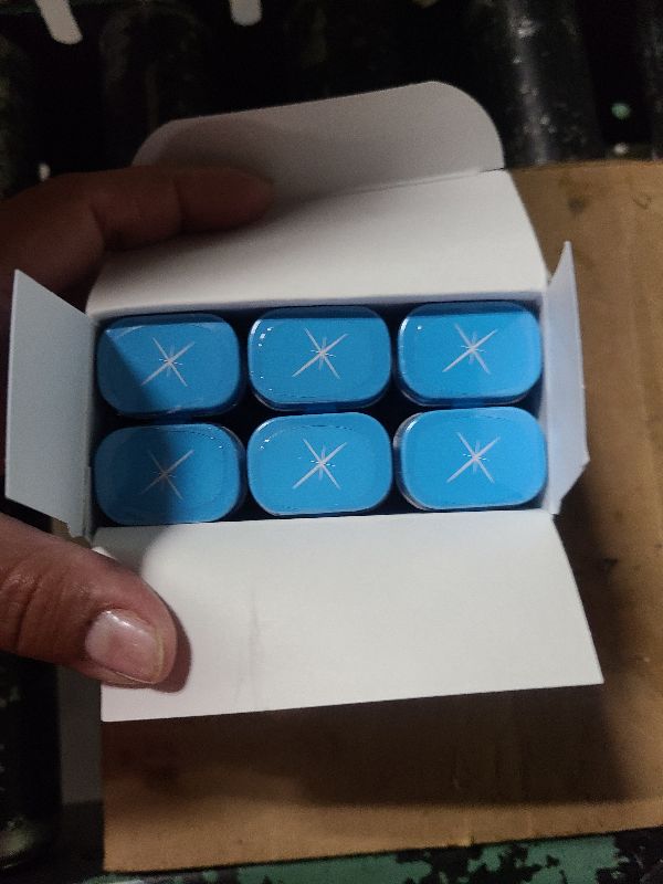 Photo 1 of  Viter energy 40 MG CAFFEINE | O CALORIES| SUGAR-FREE 6 pcs  wintergreen flavor 

