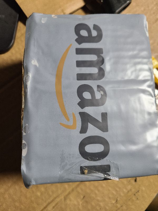 Photo 1 of 15 Pcs Hanging Car Air Freshener Bottle Empty Car Essential Oil Diffuser Bottles Pendant Black Glass Perfume Bottles Aromatherapy Fragrance Bottle Auto Ornaments Decor