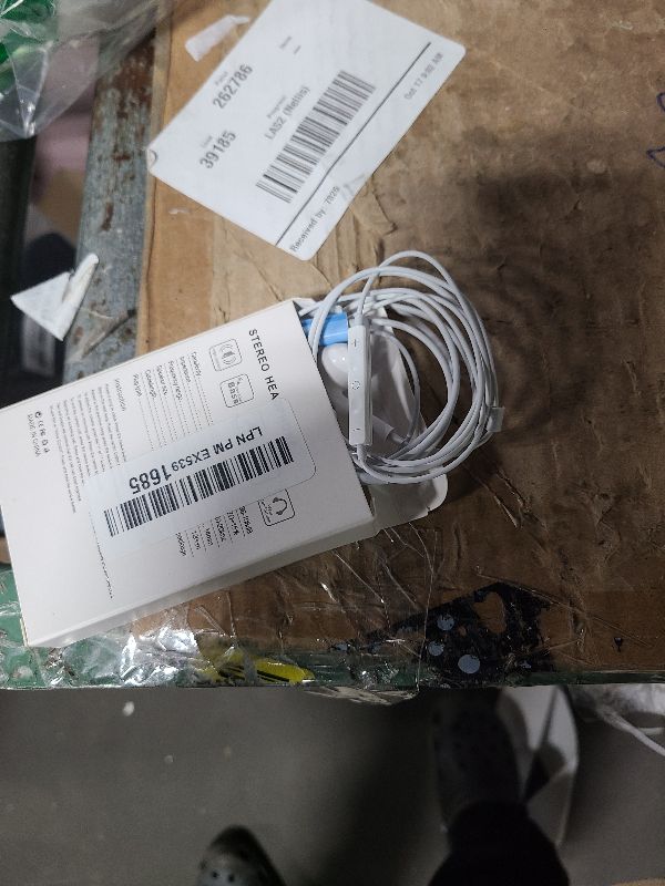 Photo 1 of 2 Pack-USB C Headphones for iPhone 17/16/15 Earbuds USB C Wired Earphones with Mic & Remote Control Noise Cancelling for iPhone 15, iPad Pro, Galaxy S23/S22/S21/S20/Ultra Note 10/20, Pixel 7/6/6a/5/4