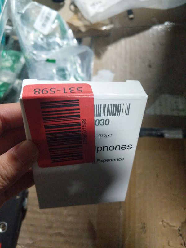 Photo 1 of 2 Pack for iPhone Headphones Wired Earbuds Earphones Built-in Microphone & Volume Control Nosie Reduction for iPhone 14 Pro Max/14 Plus/13/12/11/XR/XS/X/8/7/SE, Plug and Play Support All iOS Syste