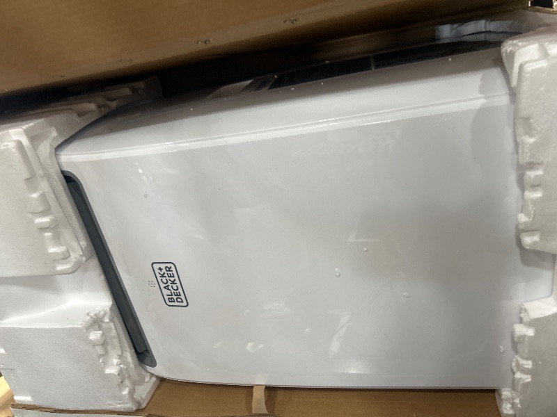Photo 1 of *** SEE NOTES **BLACK+DECKER Smart Portable Air Conditioner, 14,000 BTU (10,200 BTU SACC) for Rooms up to 700 Sq. Ft., Smart Portable AC with Follow Me Remote and Window Kit, BPACT14WT, White