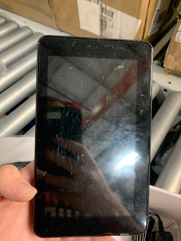 Photo 1 of ***(PARTS ONLY/ MINOR DAMAGE/ NON FUNCTIONAL)***Portable Wireless with Apple CarPlay and Android Auto Screen for Car, 7" HD Touch Screen Car Stereo with Mirror Link, Bluetooth 5.2, Backup Camera, AUX,FM Transmitter for All Vehicle