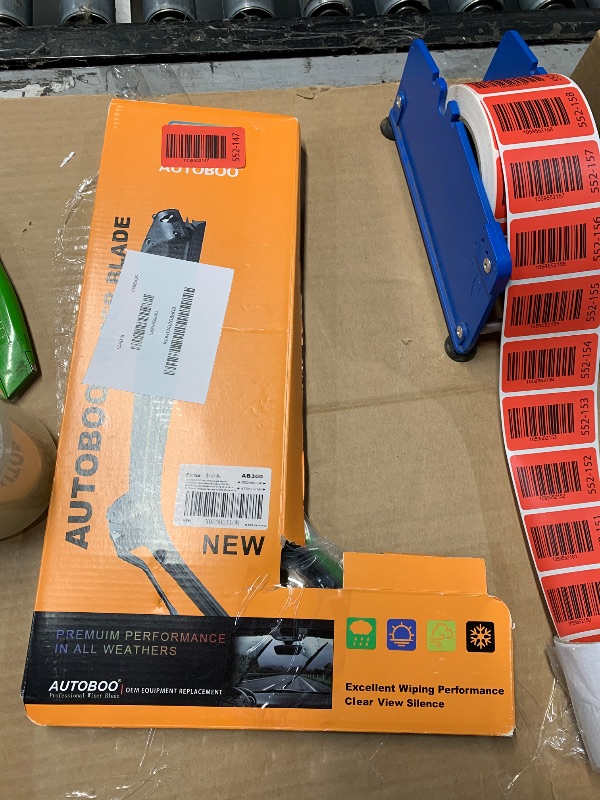 Photo 1 of * only one wiper* AUTOBOO 24"+19" Windshield Wipers Replacement for Mercedes-Benz CLA250 GLA250 CLA45 GLA45 AMG 2020 2019 2018 2017 2016 -Original Factory Quality m