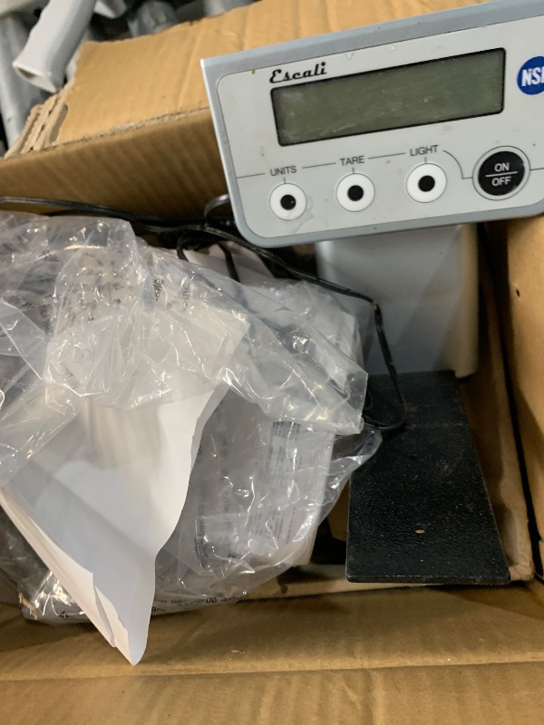 Photo 1 of *Dirty!* needs cleaned* San Jamar SCDGPCM13 Small Portion Control Digital Food Scale, 13 lb Capacity