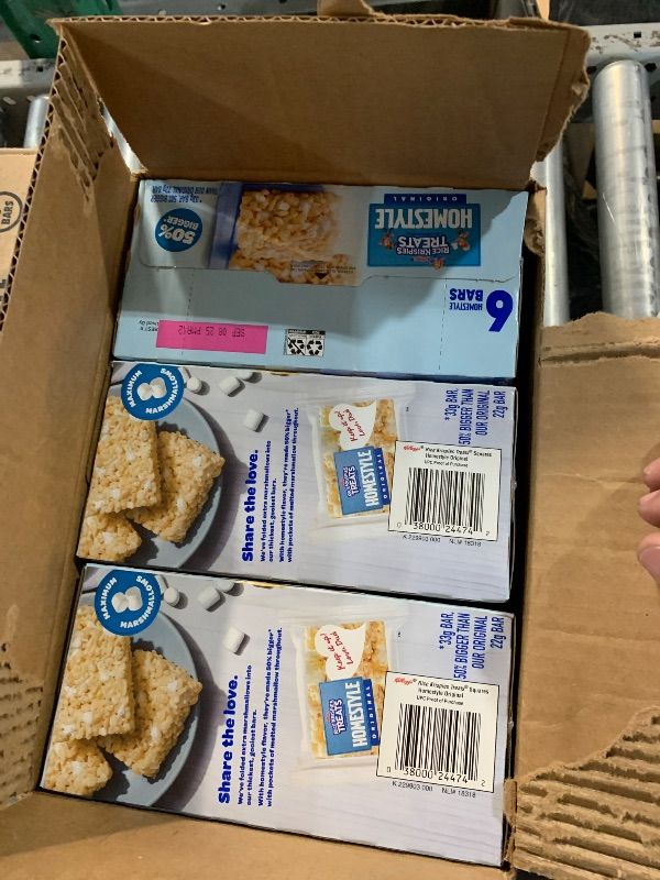 Photo 1 of ***(EXP: SEPTEMBER, 8TH 2025) NONREFUNDABLE***4 PACK OF Rice Krispies Treats Homestyle Marshmallow Snack Bars, Kids Snacks, School Lunch, Original (6 Boxes, 36 Bars)
