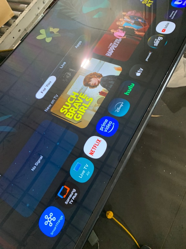 Photo 1 of Samsung 55-Inch Class Crystal UHD U8000F 4K Smart TV (2025 Model) Endless Free Content, Crystal Processor 4K, MetalStream Design, Knox Security, Compatible with Alexa