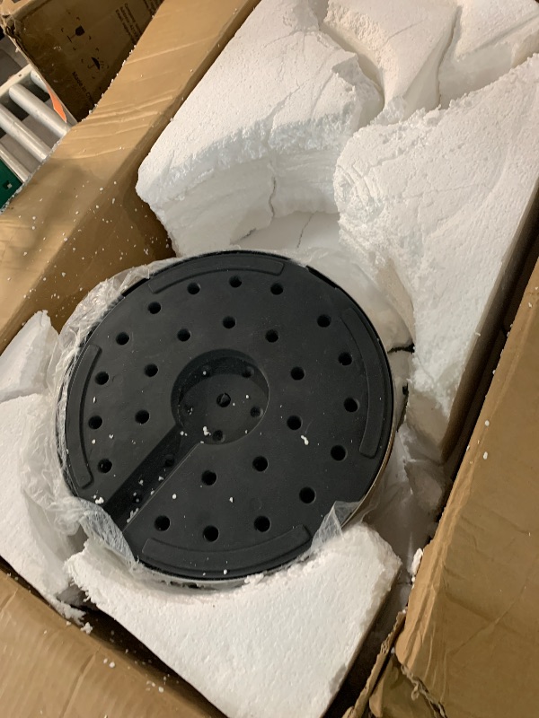 Photo 1 of VEVOR Crowd Control Stanchion, 6-Pack Crowd Control Barrier, Carbon Steel Baking Painted Stanchion Queue Post with 3CS Retractable Belt & Fillable Base, Belt Barrier Line Divider, Easy Assembly