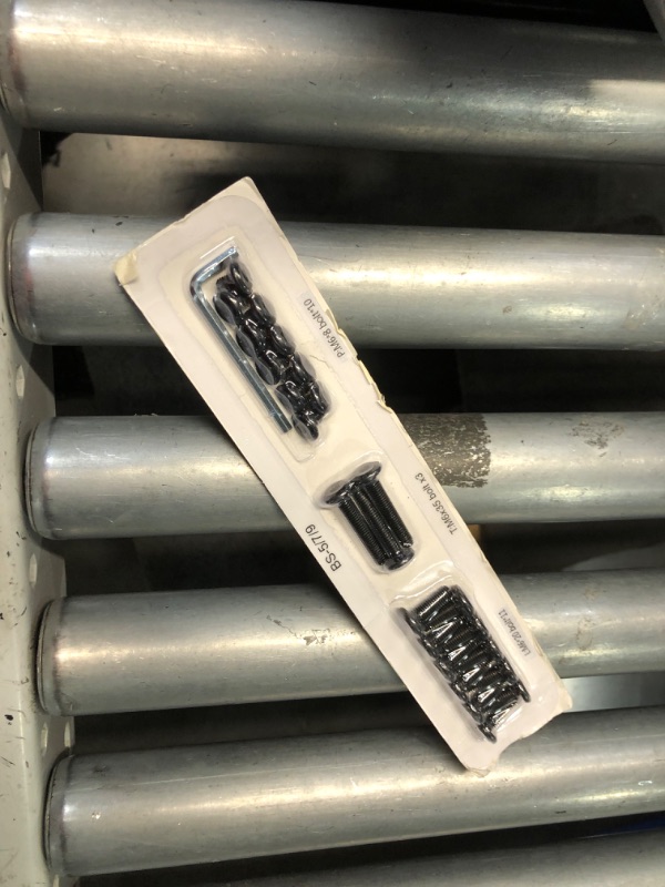 Photo 1 of ***DAMAGED - BENT - INCOMPLETE - SEE PICTURES***
SHLAND Box Springs 5 Inch Queen Box Spring Only Bed Base, Mattress Foundation, Easy Clean Fabric Cover, Non-Slip, No Noise, Easy Assembly
