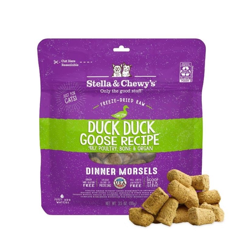 Photo 1 of ***(EXP: 10/30/2025) NONREFUNDABLE*** Stella & Chewy's Freeze-Dried Raw Cat Dinner Morsels - Premium Duck & Goose Recipe with 98% Cage-Free Poultry & Organs - Natural Grain-Free Cat & Kitten Food - Made in USA - 3.5 oz, 8 PACKS 