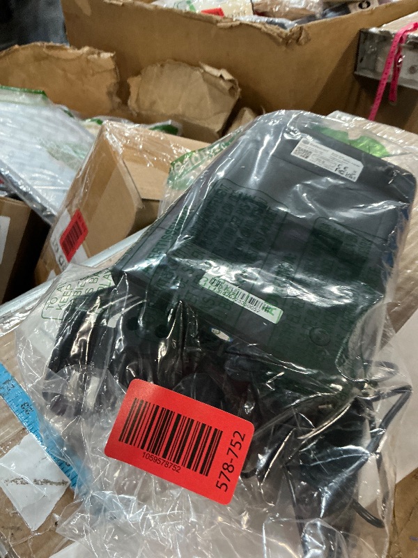 Photo 1 of ***(PARTS ONLY/ MAJOR DAMAGE/ NON FUNCTIONAL)***Safescan 6175 Money Counting Scale, Multi-Currency, Ideal for Coins, Bills, and Non-Cash Items, Store Individual Counting Results, Coin Roll and Bill Bundle Counting, Reliable, 3-Year Warranty