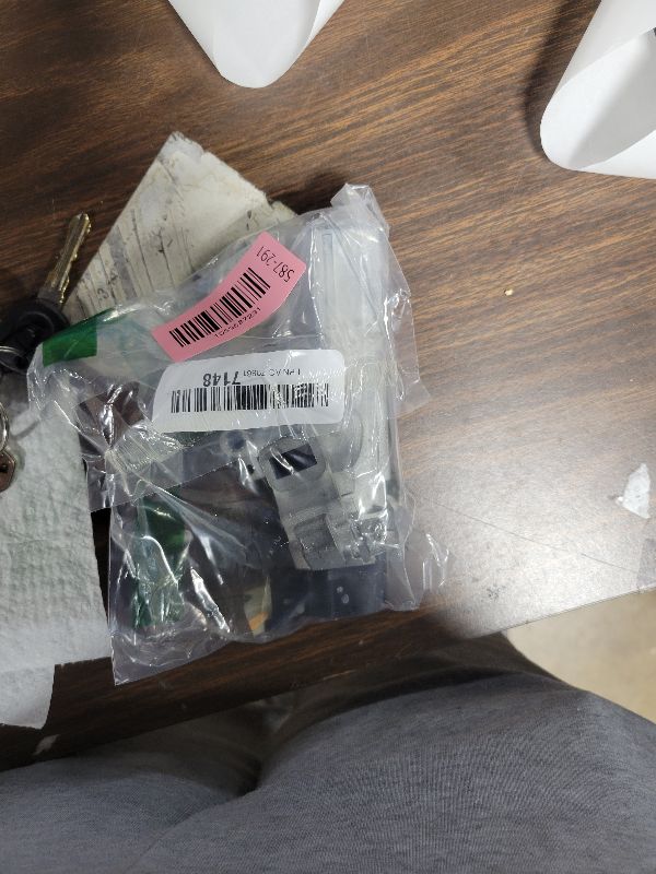 Photo 1 of 15795322 Ignition Switch Lock Cylinder for 2004-2012 Chevy Colorado GMC Canyon, 2006-2010 Humme H3 H3T Isuz I-280 I-290 I-350 I-370, Ignition Lock Cylinder Housing 15216929 15795321 15795324 19149940