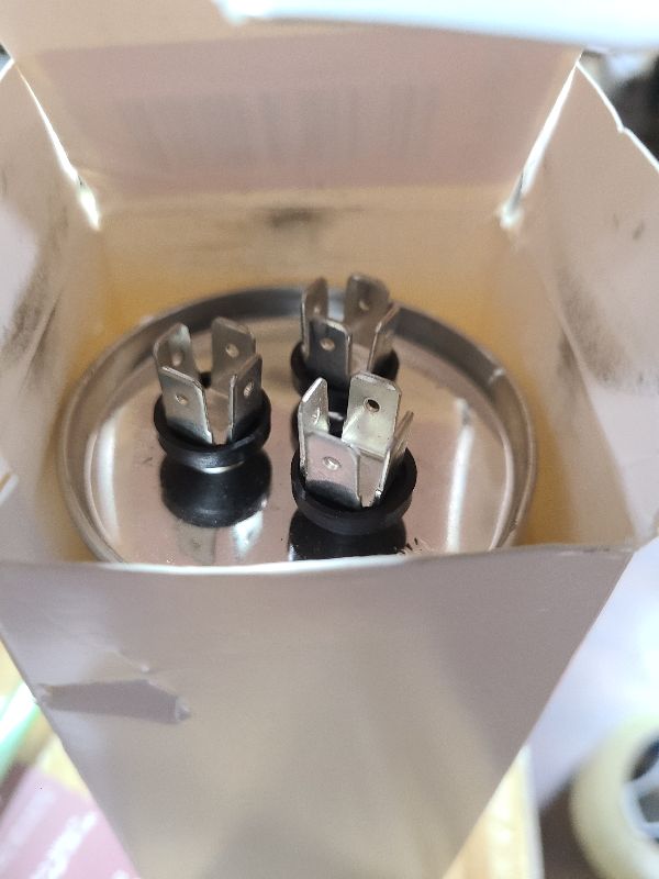 Photo 1 of [UL Listed] BlueStars 40+7.5 uF 40/7.5 MFD ±5% 370/440 VAC Dual Run Start Round AC Capacitor CBB65 CBB65B 50/60Hz 10000AFC - Fit Condenser Straight Cool Heat Pump Air Conditioner Motor