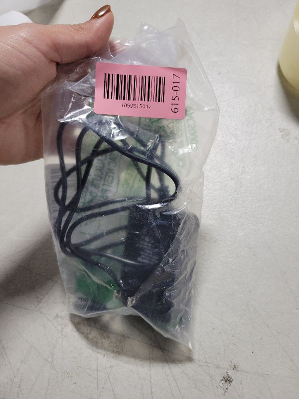 Photo 1 of 12V DC Power Supply 2A Universal AC Adapter, 100-240 50/60Hz to 12 Volts 2Amp Transformer, DC 12V Power Adapter Cord, ?5.5mm x 2.5mm Barrel Plug?