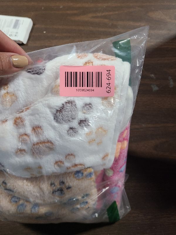 Photo 1 of 1 Pack 3 Blankets Super Soft Fluffy Premium Fleece Pet Blanket Flannel Paw Printed Throw for Dog Puppy Cat (Medium 30x20'', Brown, Pink, White)