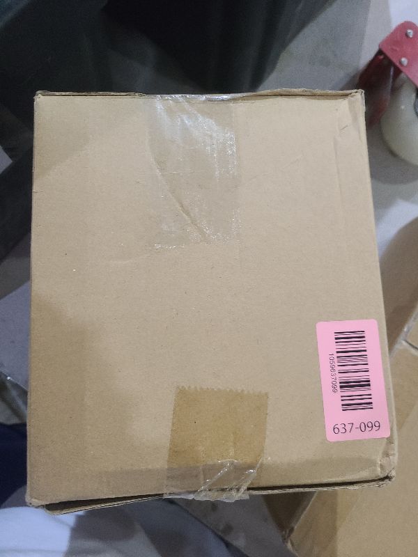 Photo 1 of 100 Pack Rigid Mailers 6x8 - Sturdy 450 GSM Self-Adhesive Kraft Paper Cardboard Envelopes for Mailing Photo, Documents, Gift Cards, CDs, Art Prints